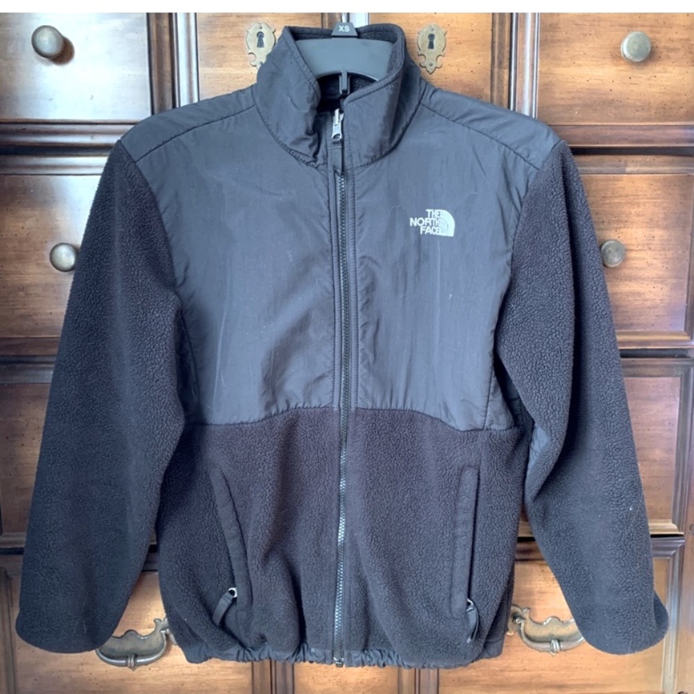North Face Jacket 
~CHILDREN’S LARGE ~~